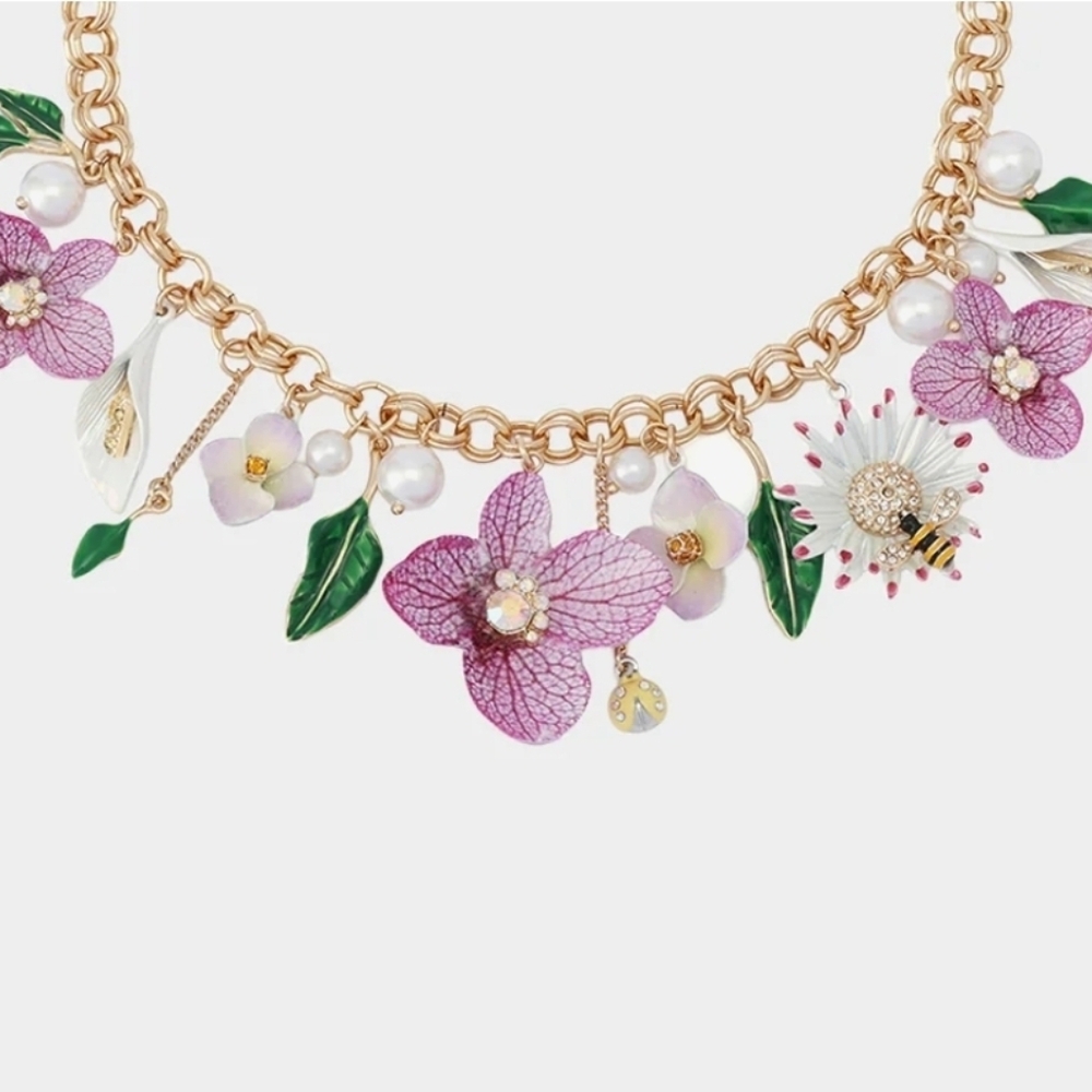 💕🔹️Betsey Johnson 🔹️flower Bouquet Frontal Purple 16in Necklace And Earring - Picture 7 of 9
